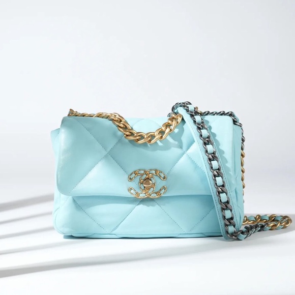 RARE! BRAND NEW NEON BLUE CHANEL 19 BAG GORGEOUS!! - Picture 11 of 16